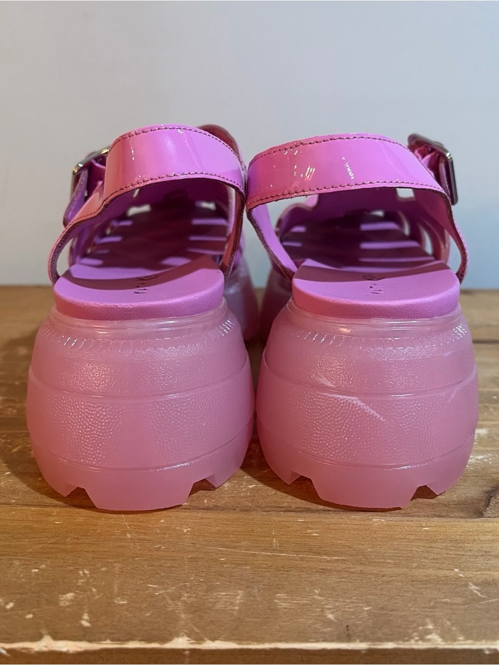 Katy Perry Women's Geli Combat Fisherman Buckle Sandal Pink Size 5 - Picture 4 of 9